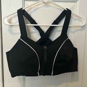Knockout sports bra by Victorias Secret NWOT